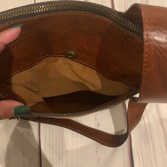 Patricia Nash Adjustable Cross Body Bag - Picture 7 of 10